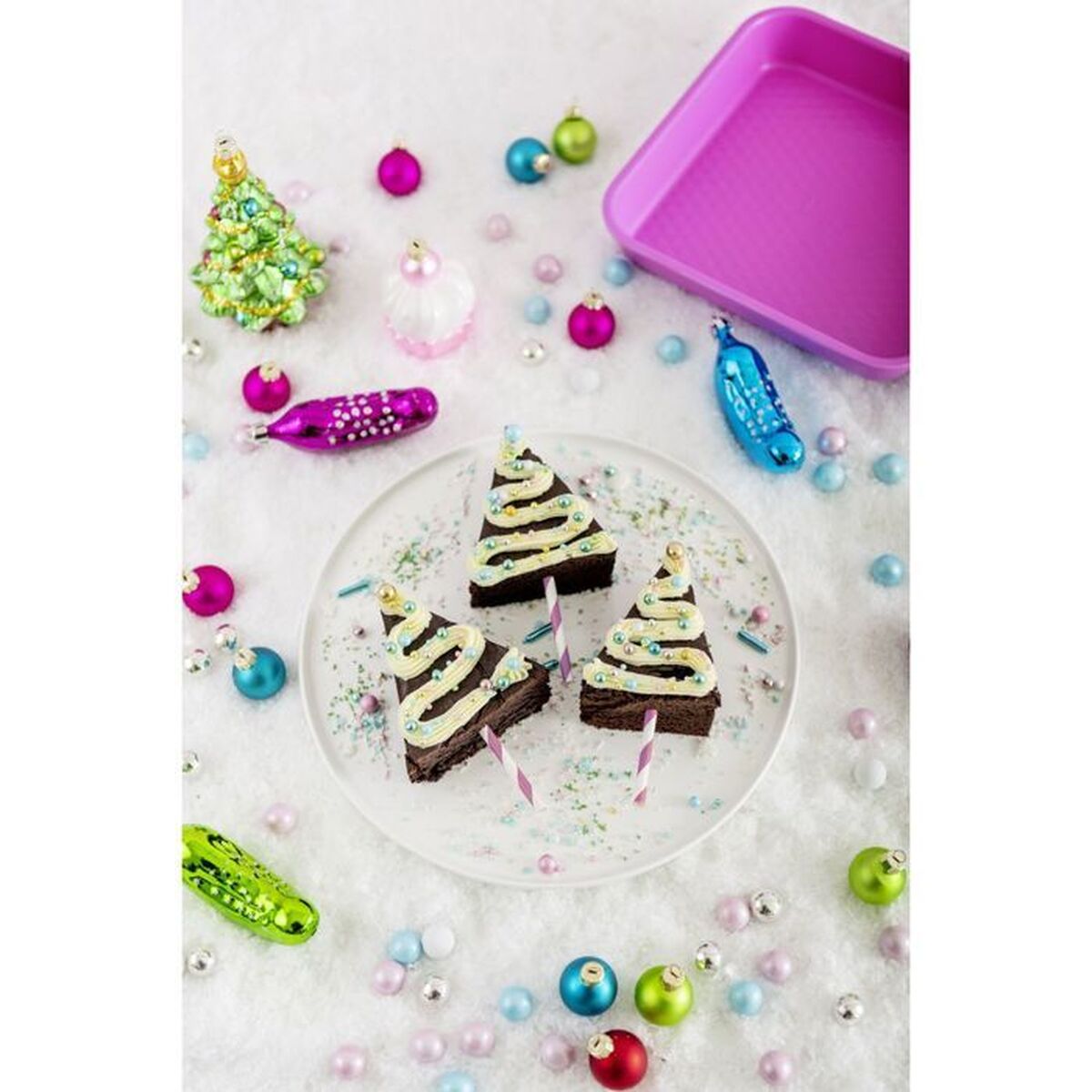 V4H073232F8226EED20719A7A570F76DE17R7417658P6