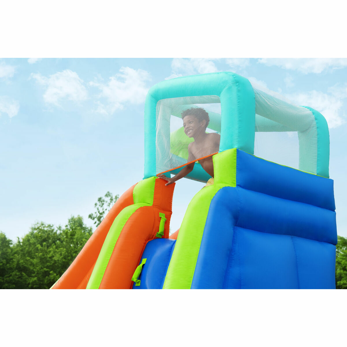 Bestway Inflatable Water Park Pool 365X320X240 Cm + 5 Years Garden 53408