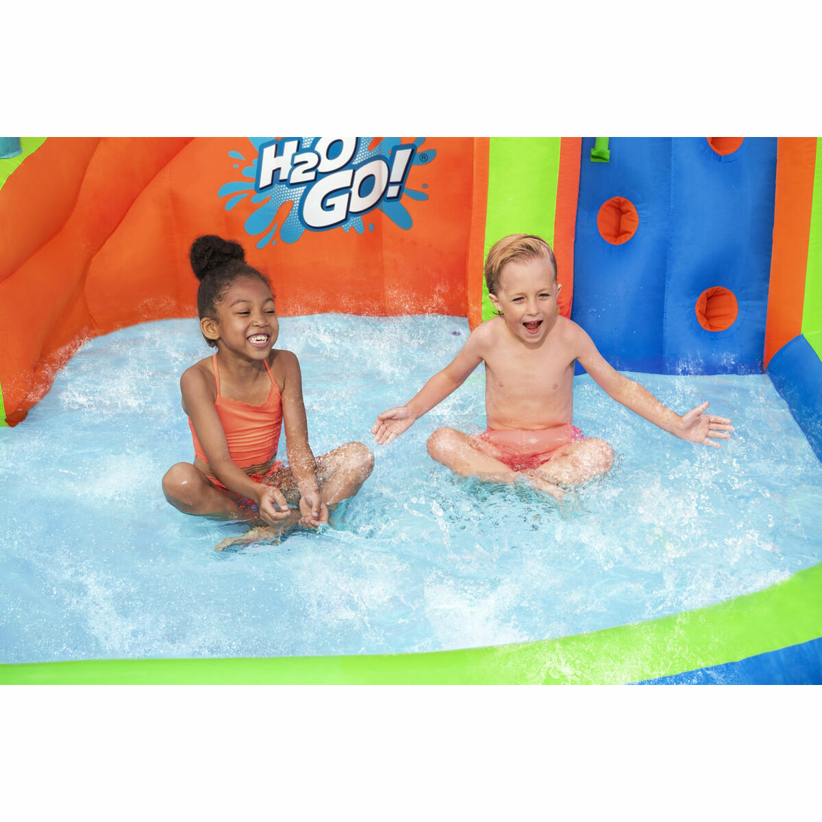 Bestway Inflatable Water Park Pool 365X320X240 Cm + 5 Years Garden 53408